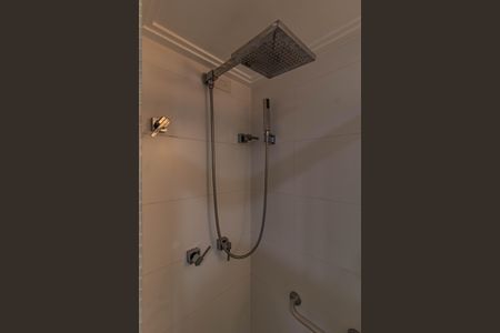 Apartamento à venda com 266m², 4 quartos e 4 vagasBanheiro da Suíte 2