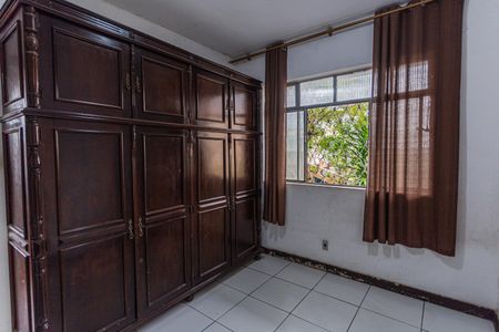 Suíte de casa para alugar com 3 quartos, 200m² em Pompéia, Belo Horizonte