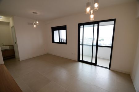 Quarto de kitnet/studio para alugar com 1 quarto, 44m² em Centro, Campinas