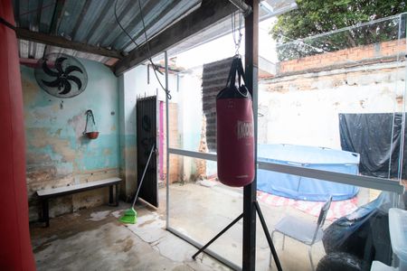 Casa à venda com 642m², 2 quartos e 10 vagasQUINTAL E ÁREA DE SERVIÇO