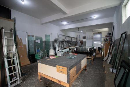 Casa à venda com 642m², 2 quartos e 10 vagasGALPÃO 