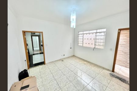 Sala de casa para alugar com 2 quartos, 98m² em Vila Prado, São Paulo