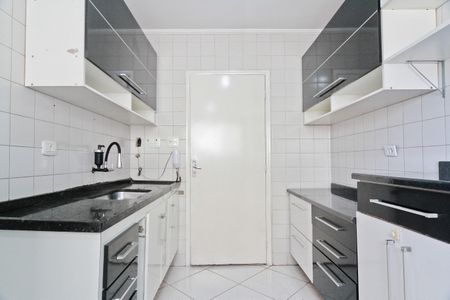 Apartamento para alugar com 65m², 2 quartos e 1 vaga Apartamento para alugar com 65m², 2 quartos e 1 vagaCozinha