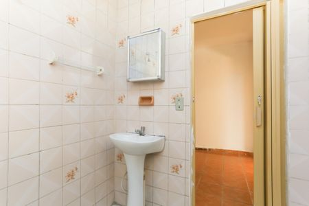 Casa para alugar com 53m², 1 quarto e sem vagaBanheiro