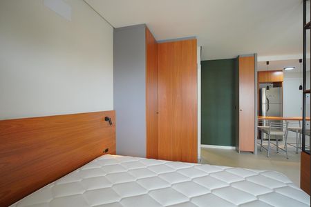 Quarto de kitnet/studio para alugar com 1 quarto, 45m² em Coloninha, Florianópolis