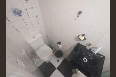 Casa de condomínio à venda com 112m², 3 quartos e 1 vaga