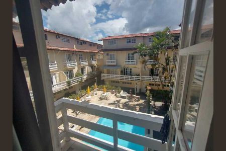 Casa de condomínio à venda com 112m², 3 quartos e 1 vaga