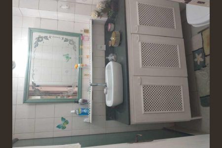 Casa de condomínio à venda com 112m², 3 quartos e 1 vaga