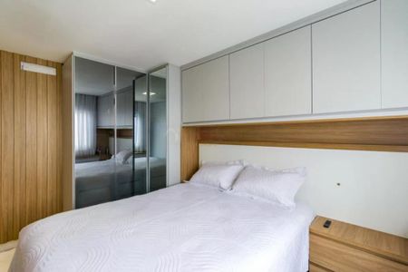 Apartamento à venda com 58m², 2 quartos e 1 vaga