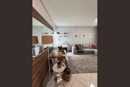 Casa à venda com 3 quartos, 195m² em Vila Camilópolis, Santo André