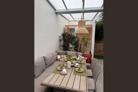 Casa à venda com 3 quartos, 195m² em Vila Camilópolis, Santo André