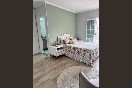 Casa à venda com 3 quartos, 195m² em Vila Camilópolis, Santo André