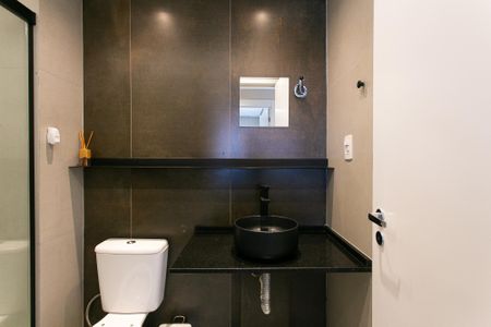Apartamento para alugar com 67m², 2 quartos e 1 vaga Apartamento para alugar com 67m², 2 quartos e 1 vagaBanheiro Social
