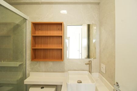 Apartamento para alugar com 44m², 2 quartos e sem vaga Apartamento para alugar com 44m², 2 quartos e sem vagaBanheiro da Suíte