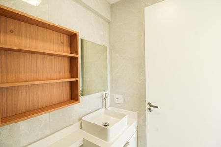 Apartamento para alugar com 44m², 2 quartos e sem vaga Apartamento para alugar com 44m², 2 quartos e sem vagaBanheiro da Suíte