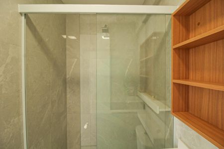 Apartamento para alugar com 44m², 2 quartos e sem vaga Apartamento para alugar com 44m², 2 quartos e sem vagaBanheiro da Suíte