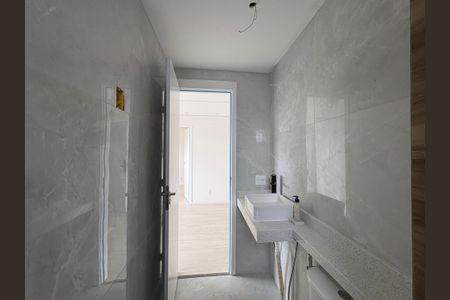 Apartamento à venda com 44m², 2 quartos e sem vaga Apartamento à venda com 44m², 2 quartos e sem vagaBanheiro Social