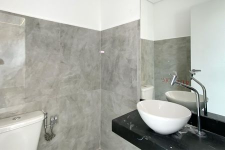 Apartamento à venda com 81m², 2 quartos e 2 vagas Apartamento à venda com 81m², 2 quartos e 2 vagasLavabo