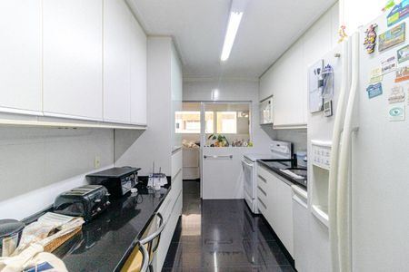 Apartamento para alugar com 183m², 2 quartos e 1 vagaCozinha