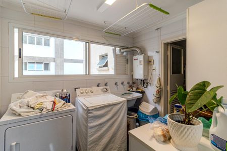 Apartamento para alugar com 183m², 2 quartos e 1 vagaÁrea de Serviço