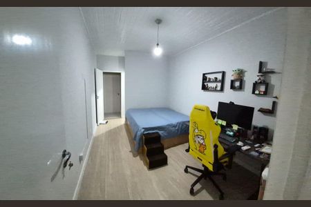 Casa à venda com 263m², 4 quartos e 3 vagasQuarto 2