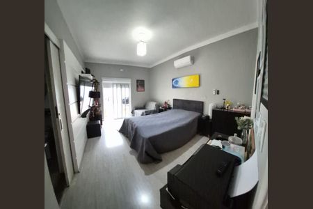 Casa à venda com 263m², 4 quartos e 3 vagasQuarto 1 