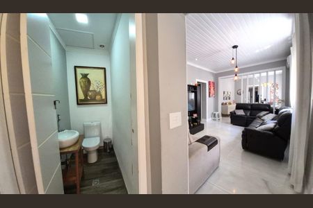 Casa à venda com 263m², 4 quartos e 3 vagasBanheiro