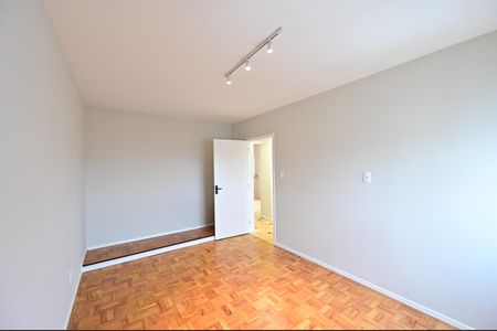 Apartamento à venda com 65m², 2 quartos e 1 vagaQuarto 1