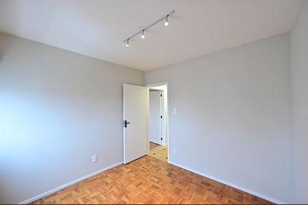 Apartamento à venda com 65m², 2 quartos e 1 vagaQuarto 2