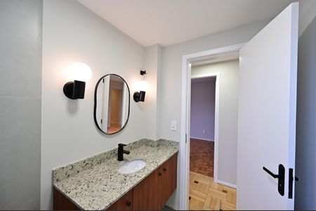 Apartamento à venda com 65m², 2 quartos e 1 vagaBanheiro Social