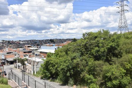 Apartamento para alugar com 2 quartos, 54m² em Jardim Branca Flor, Embu das Artes