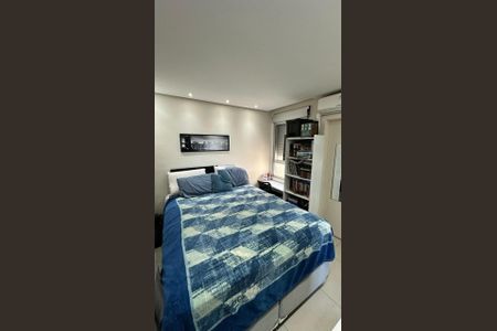 Quarto 1 de apartamento para alugar com 3 quartos, 118m² em Sarandi, Porto Alegre