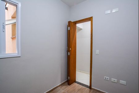 Quarto 1 de apartamento para alugar com 2 quartos, 48m² em Jardim Progresso, Santo André