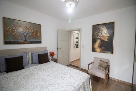 Casa à venda com 130m², 3 quartos e 1 vaga Casa à venda com 130m², 3 quartos e 1 vagaQUARTO 1