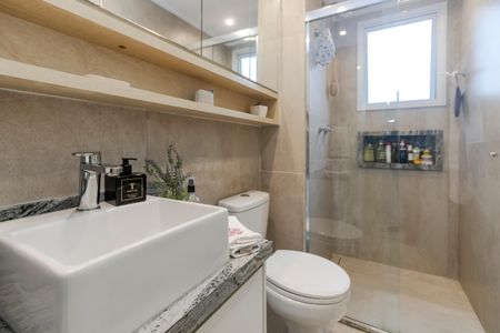 Apartamento à venda com 74m², 3 quartos e 1 vagaBanheiro da Suíte