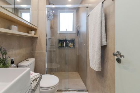 Apartamento à venda com 74m², 3 quartos e 1 vagaBanheiro da Suíte