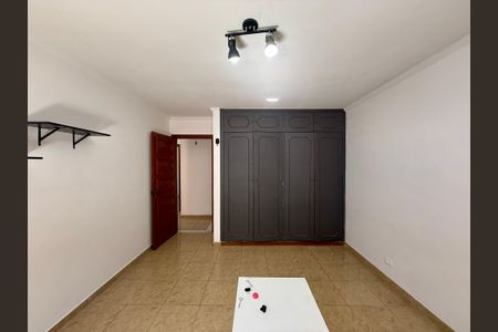 Casa à venda com 218m², 3 quartos e 3 vagasQuarto 3