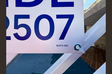 Casa à venda com 218m², 3 quartos e 3 vagasPlaca 