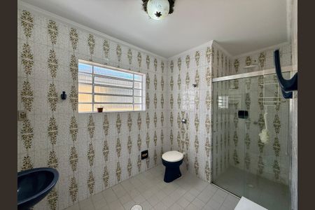 Casa à venda com 218m², 3 quartos e 3 vagasBanheiro Social 