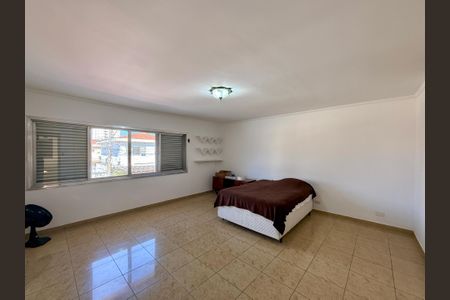 Casa à venda com 218m², 3 quartos e 3 vagasSuíte 