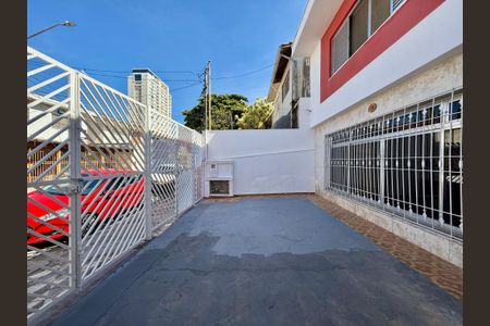 Casa à venda com 218m², 3 quartos e 3 vagasGaragem 