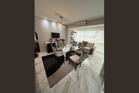 Sala de apartamento à venda com 2 quartos, 68m² em Vila Pouso Alegre, Barueri