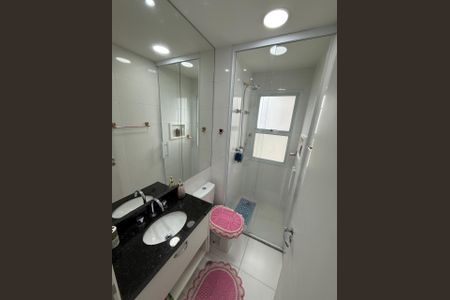 Banheiro de apartamento à venda com 2 quartos, 68m² em Vila Pouso Alegre, Barueri