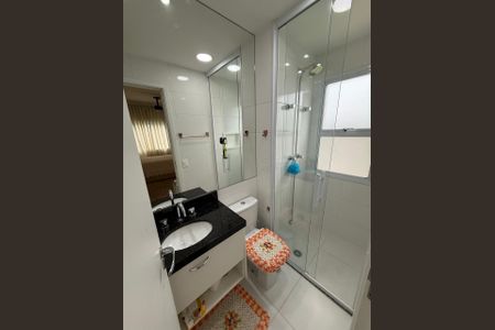 Banheiro de apartamento à venda com 2 quartos, 68m² em Vila Pouso Alegre, Barueri