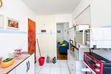 Apartamento à venda com 70m², 3 quartos e sem vaga Apartamento à venda com 70m², 3 quartos e sem vagaCozinha
