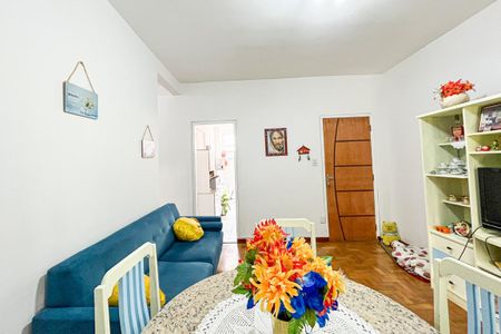 Apartamento à venda com 70m², 3 quartos e sem vaga Apartamento à venda com 70m², 3 quartos e sem vagaSala