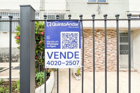 Apartamento à venda com 70m², 3 quartos e sem vaga Apartamento à venda com 70m², 3 quartos e sem vagaPlaquinha