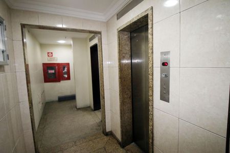 Apartamento à venda com 62m², 2 quartos e 1 vagaÁrea comum - Elevadores