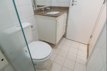 Apartamento à venda com 47m², 2 quartos e 2 vagas Apartamento à venda com 47m², 2 quartos e 2 vagasBanheiro