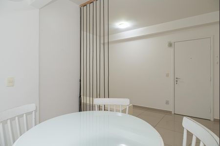 Apartamento à venda com 47m², 2 quartos e 2 vagas Apartamento à venda com 47m², 2 quartos e 2 vagasSala